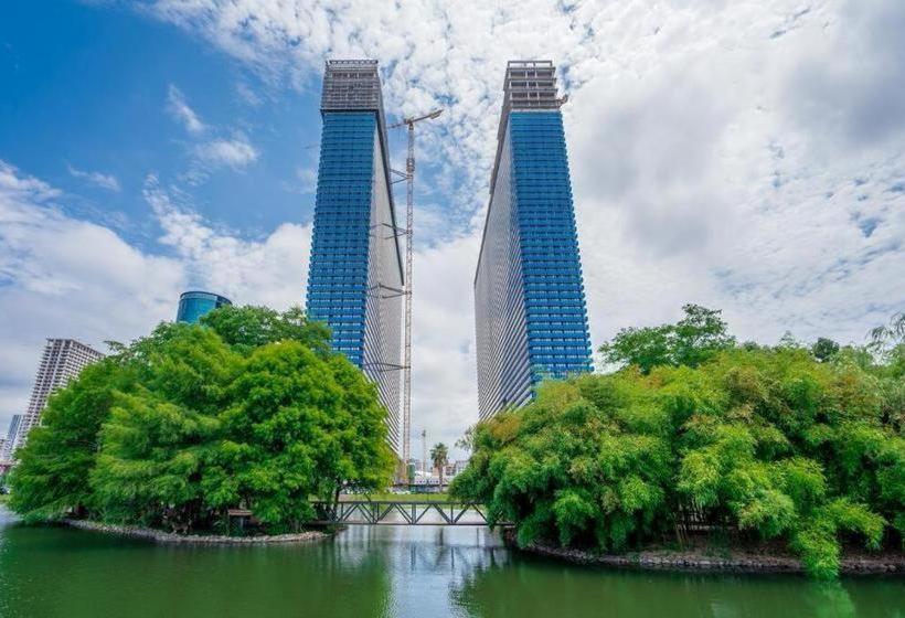 Apartment Orbi Twin Towers-batumi