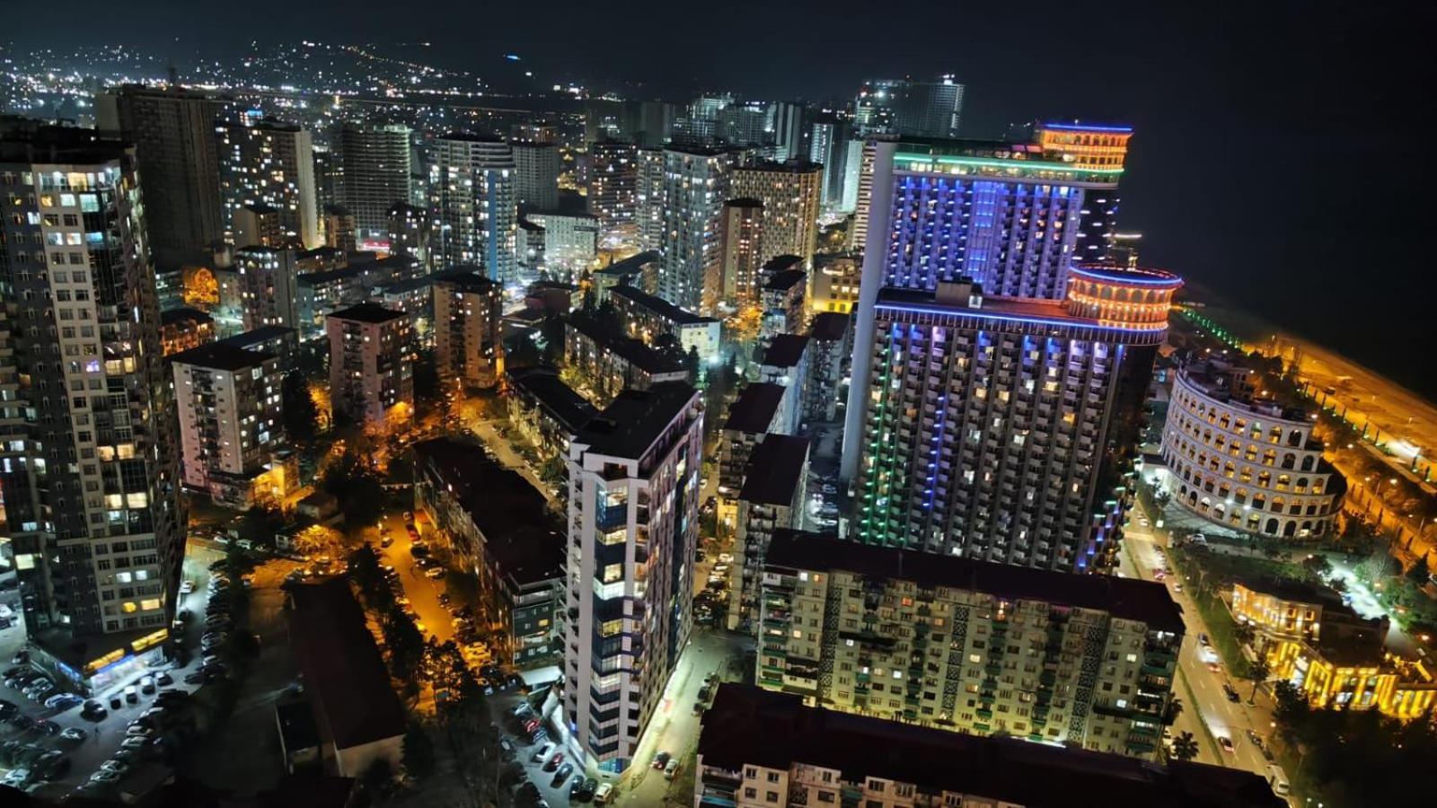 Apartment Orbi Twin Towers-batumi *